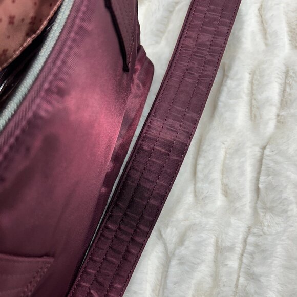 Retired Lug Pirouette Quilted RFID 2-in-1 Crossbody & Belt Bag in Wine Blush - Picture 9 of 10